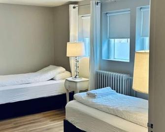 Castle Inn Apartments - Downtown Keflavík - Keflavik - Habitació