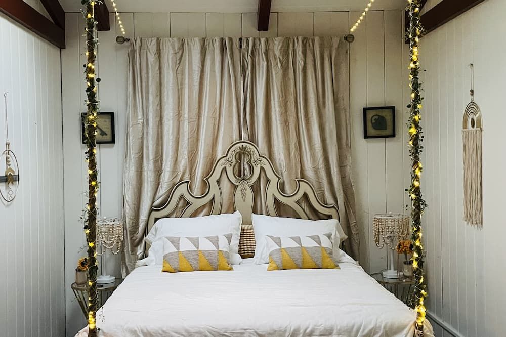 The Red Onion 'Romantic Retreat' - Wofford Heights - Bedroom