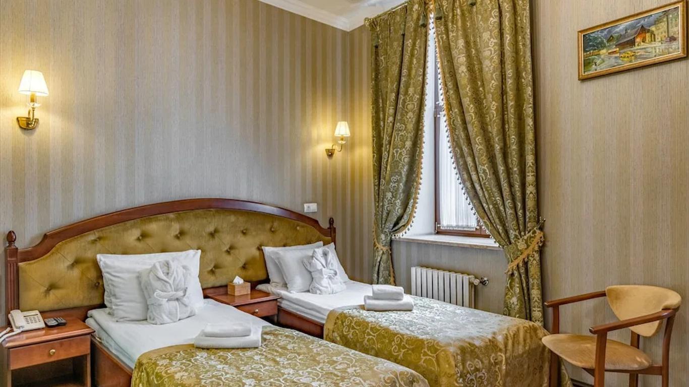 聖費德酒店 - 利沃夫