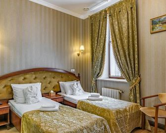 Saint Feder Hotel - לבוב