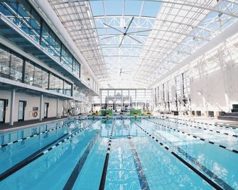 Highly Rated Best Beach! Ac Luxury King Beds! - San Diego - Pool