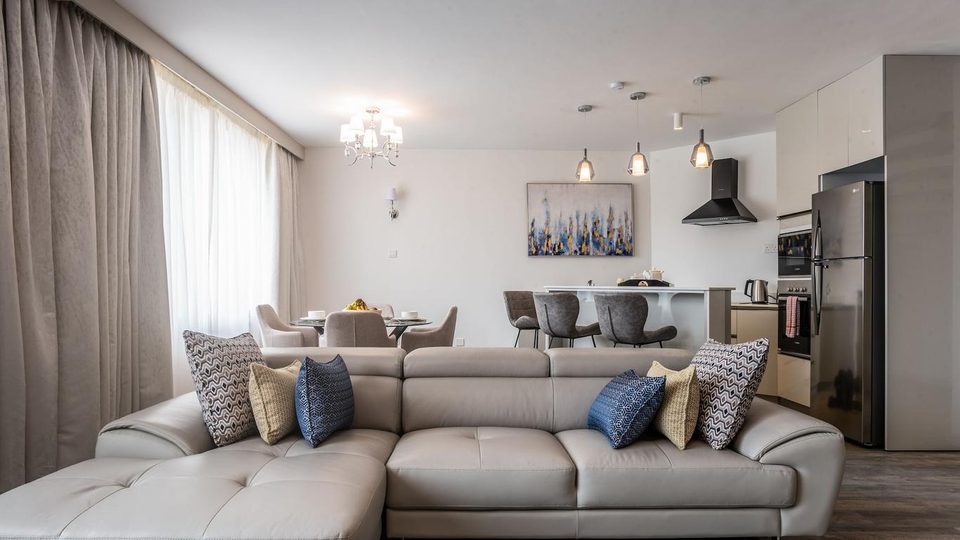 Yaya Hotel & Apartments