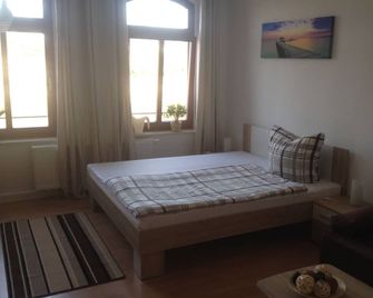 Apartment Naumann - Meißen - Schlafzimmer