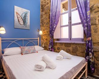 Attiki Hotel - Antony Quinn First Floor - Rodi - Camera da letto