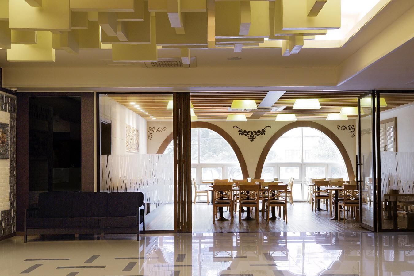 جيجو أيربورت هوتل