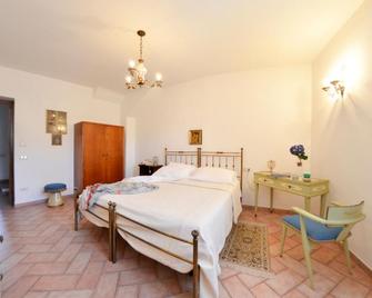 La Torre Del Cerreto - Cerreto di Spoleto - Habitación