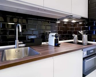Charming Madrid Principe Pio - Madrid - Cocina