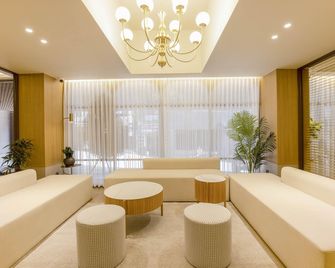 Sungshin Womens University Station Woody - Seül - Sala d'estar