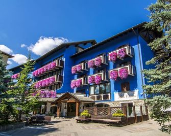 Hotel Baita Clementi - Bormio - Gebäude