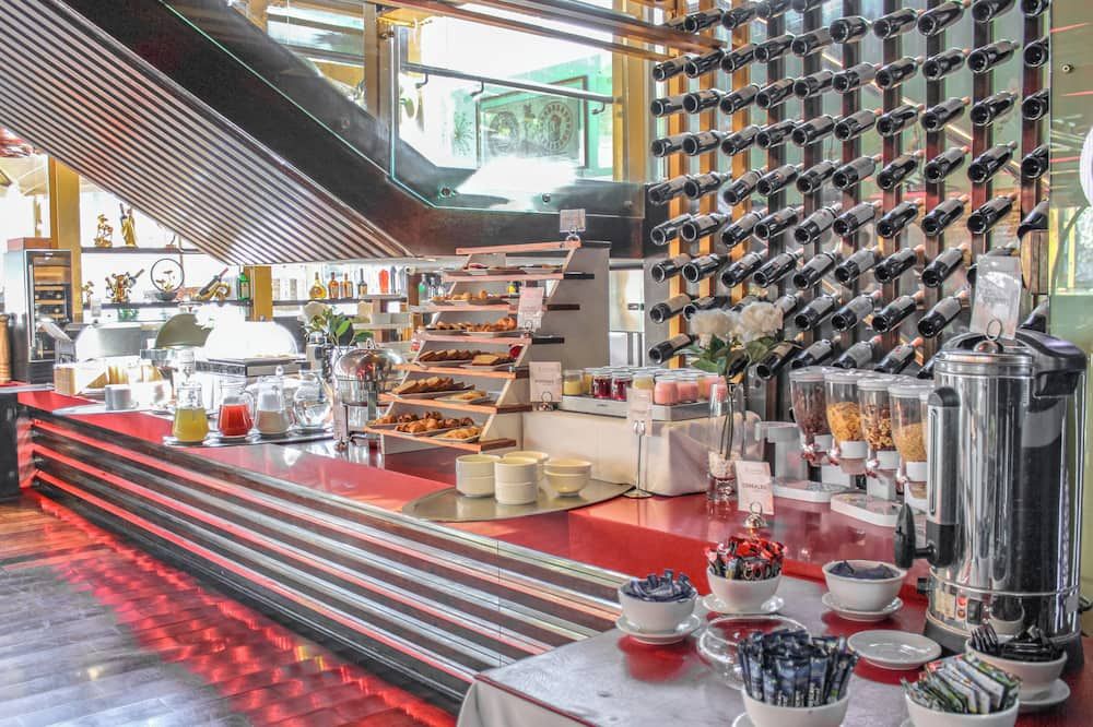 Hotel Restaurante Ankara - וינה דל מר - בר