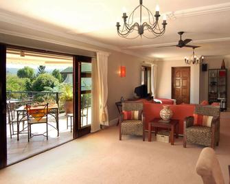 Knysna Country House - Knysna - Living room