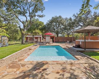 Farmhouse, Private Pool, Spa And Gym! Wa - Gatesville - Pool