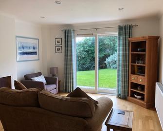 Kilmuir Park - Isle of Skye - Living room