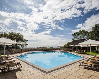 Golf Break At Maseru Golf Course! Outdoor Pool & Spa Center, Free Parking! - Maseru - Zwembad