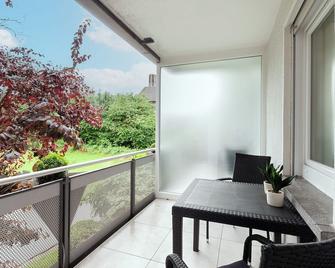 Modernes Apartment Liobablick Nr. 3 - Fewo Fulda/Petersberg - Petersberg - Balcón