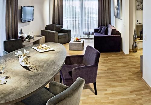 Art Hotel Aachen Superior Ab 73 Hotels In Aachen Kayak