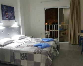 Florence Hotel Apartments - Ayia Napa - Habitación