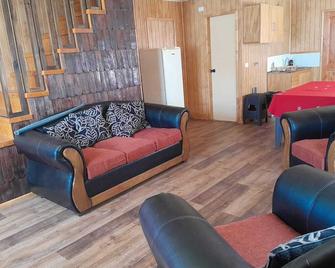 House in downtown Puerto Montt, Chile - Puerto Montt - Huiskamer