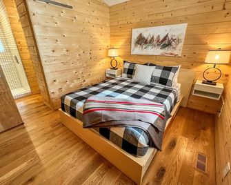 Enchanted Escape - West Jefferson - Bedroom