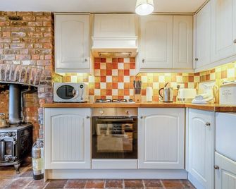 1 bedroom accommodation in Wells-next-the-Sea - Wells-next-the-Sea - Kitchen