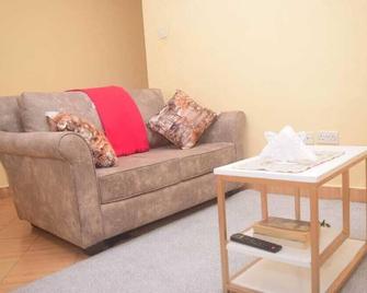 Stay.Plus Makey Cozy Homes - Ngong - Living room
