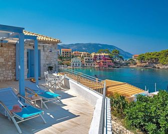 Luxury Kefalonia Villa | Villa Petrino | Private Terrace | 1 Bedroom - Asos - Balcón