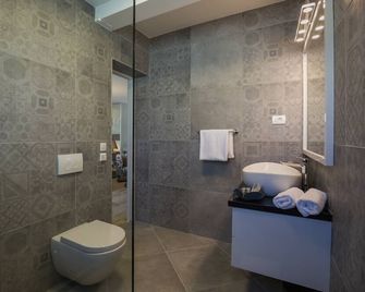 Mirabilis Residence II - Zadar - Bathroom