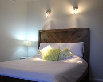 Pet friendly family home with great views. - Castlemaine - Schlafzimmer