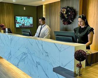 Cambirela Hotel - Florianopolis - Front desk