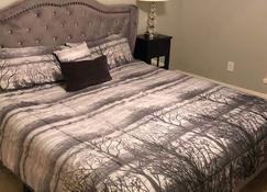 Spacious 3 Bedroom 4 Bed Med Ctr Apartment Home - Houston - Habitación