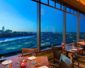 Harrah's Council Bluffs, A Caesars Destination - Council Bluffs - Nhà hàng