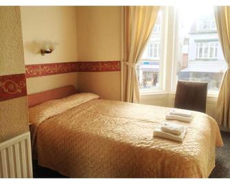 St Elmo Hotel - Blackpool - Bedroom