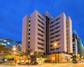 INNSiDE by Melia Valencia Oceanic - ולנסיה - בניין