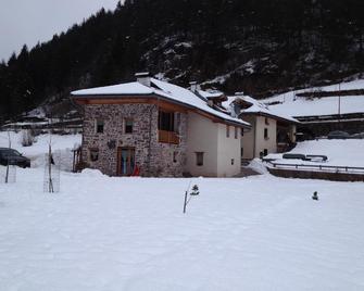Maso Toneto - Castello di fiemme - Edificio