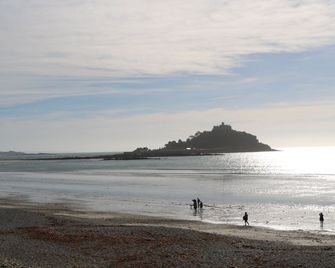 Old Chapel Cottage - Penzance - Beach