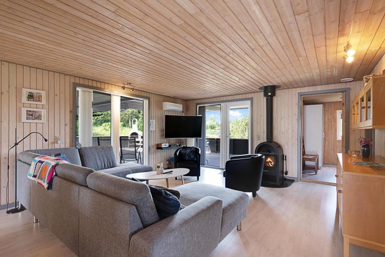 Stunning Home In Ebeltoft With Sauna, Swimming Pool And Wifi – Ebeltoft