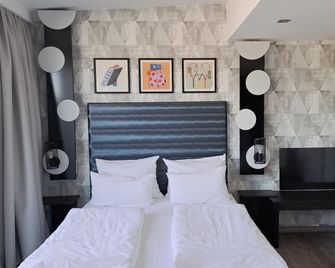 Garner Hotel Bremen City By IHG - Bremen - Habitación