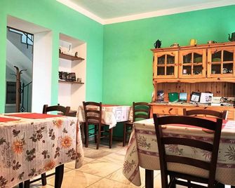 Le Colline di Maggiora B&B - Maggiora - Restaurant