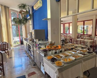 Hotel Colibri - Finale Ligure - Buffet