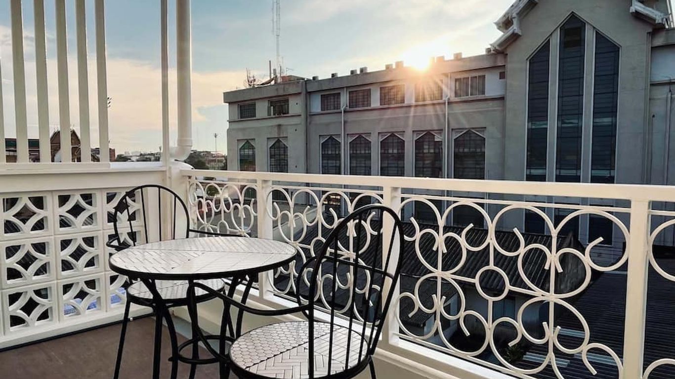 โรงแรมเอ็กเซล กรุงเทพ