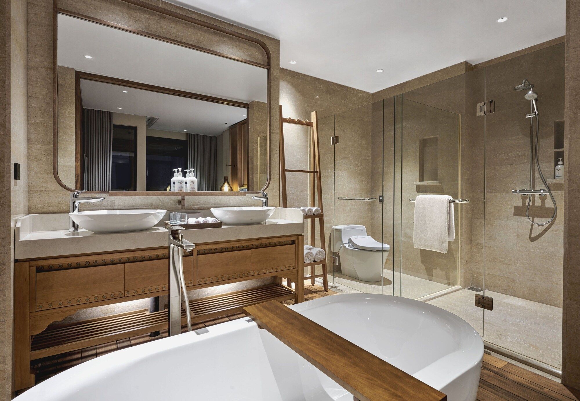Holiday Inn Resort Bali Canggu By IHG - North Kuta - חדר רחצה