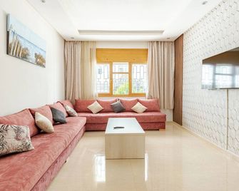 New Luxurious apartment Agdal Rabat center - Rabat - Oturma odası
