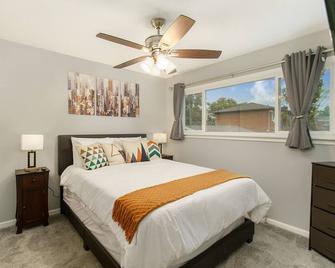 Glen Ellyn Rental - Glen Ellyn - Bedroom