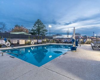 Hampton Inn Milledgeville - Milledgeville - Pool