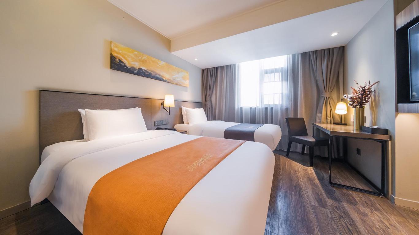 Home Inn Plus Kunming Cuihu Road