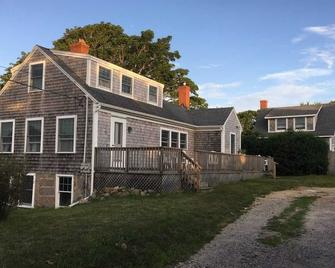 \'Over South\', Family farm house in Chilmark - Chilmark - Building