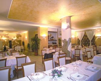 Hotel Di Rocco - Loreto Aprutino - Restaurante