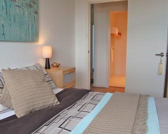 Port Lincoln Holiday Apartments - Port Lincoln - Bedroom