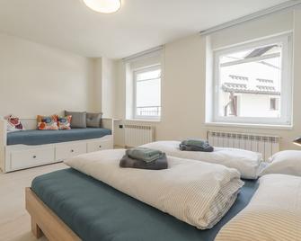 Holiday Home Lukc with free parking - Kobarid - Slaapkamer