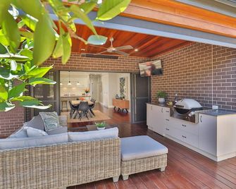 Indulge Luxury Homes - Dockside Marina - Mildura - Obývací pokoj